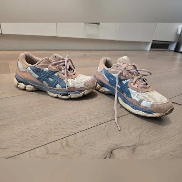 Asics Multicolor Running Shoes - Picture 4 of 8